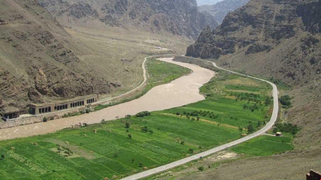 Εθνικό Πάρκο Κεντάλ και η μοναδική θέα της πεδιάδας των τουλίπων του Κάστρου Αλί Μπεΐγκ