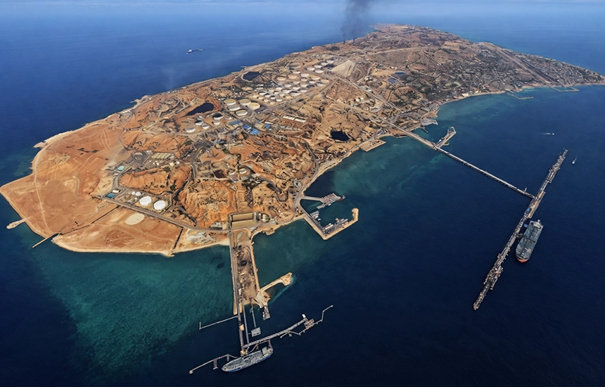 umag-travel-to-kharg-island